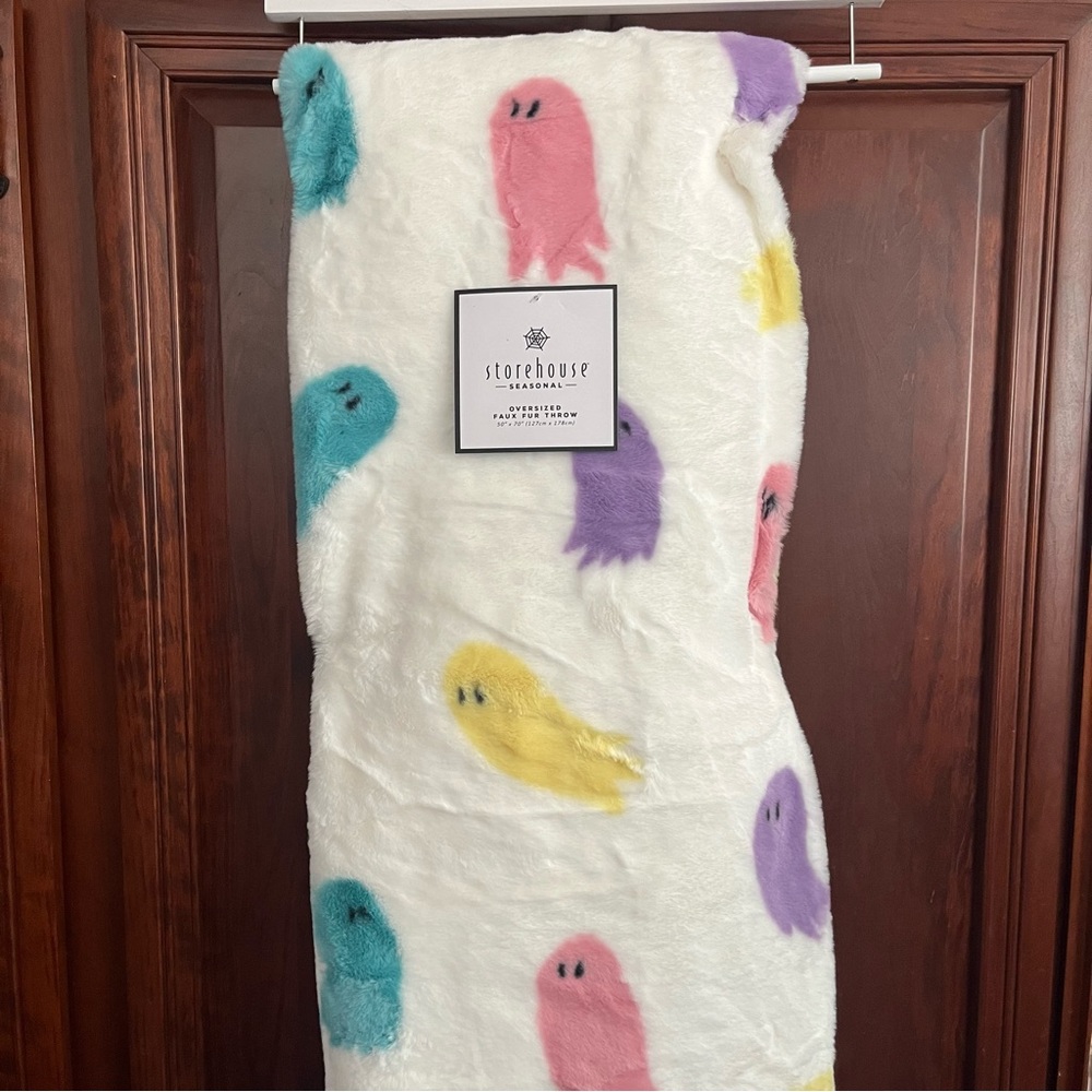 NEW! Hard to Find Storehouse Ghost Colorful Blanket